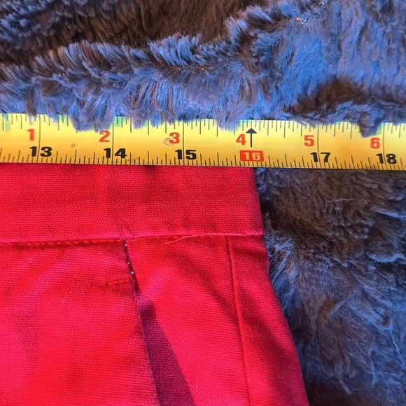 Red Banana Republic 6” shorts with side pockets - Picture 5 of 6